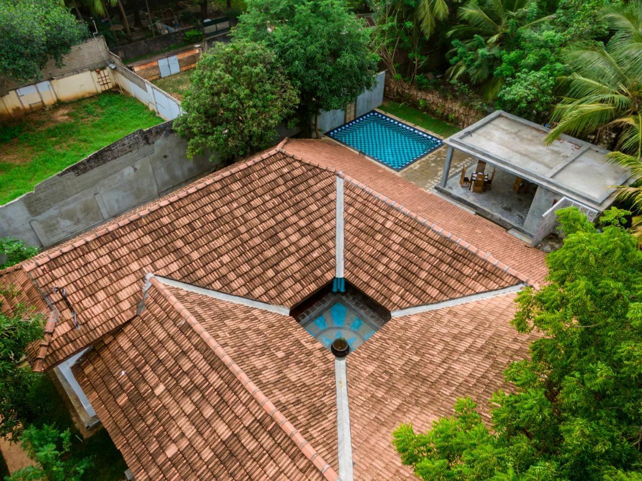 Hotel Thambu Illam Jaffna Exterior foto