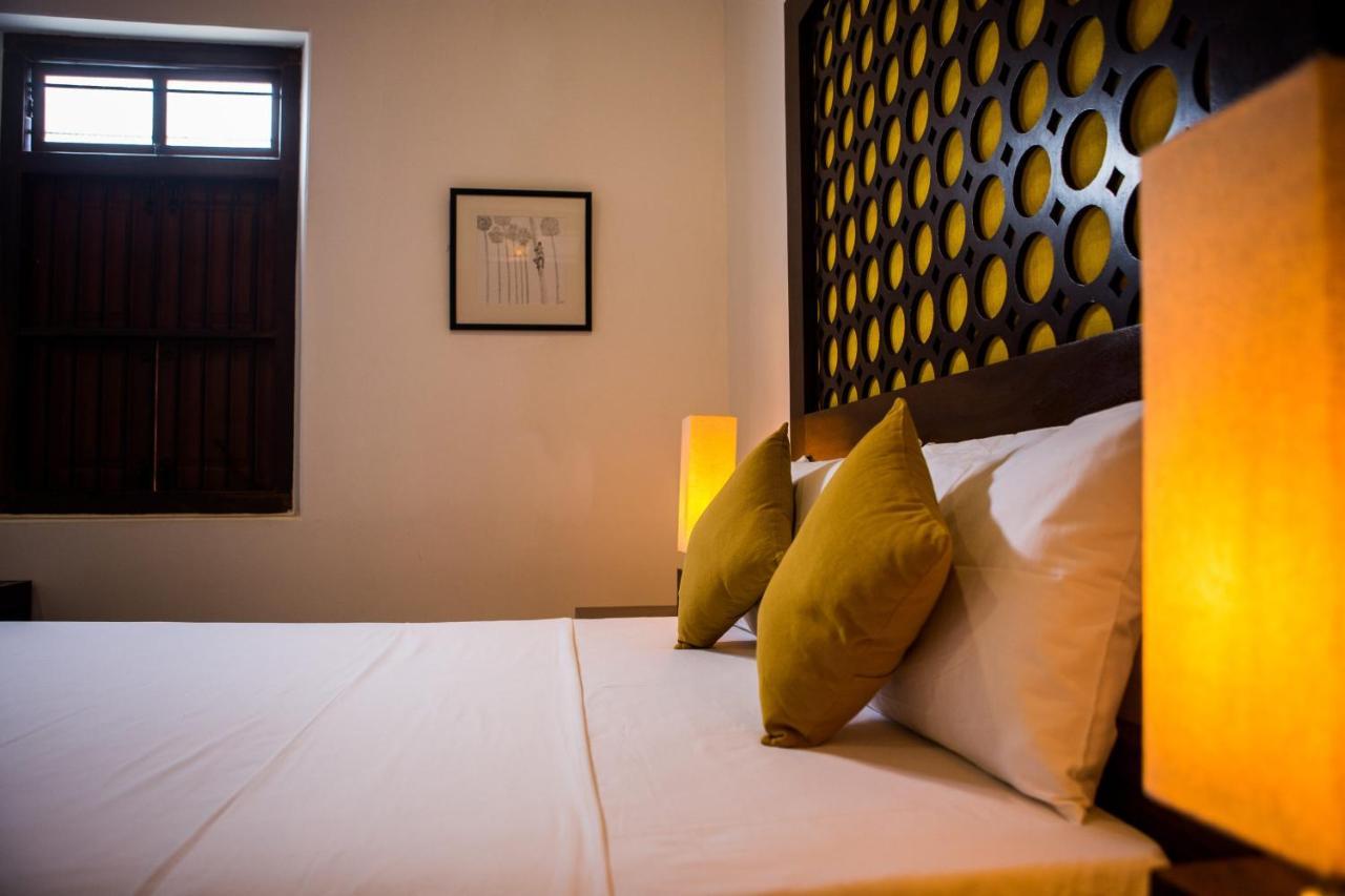 Hotel Thambu Illam Jaffna Exterior foto